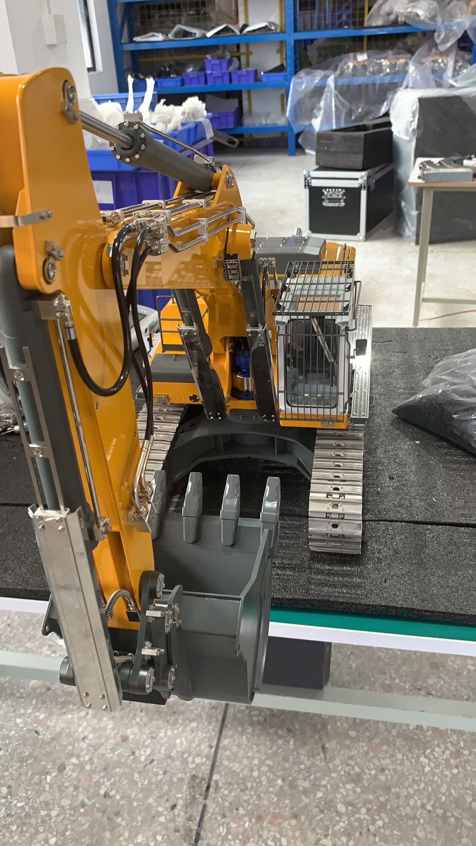 Kabolite K970 Excavator