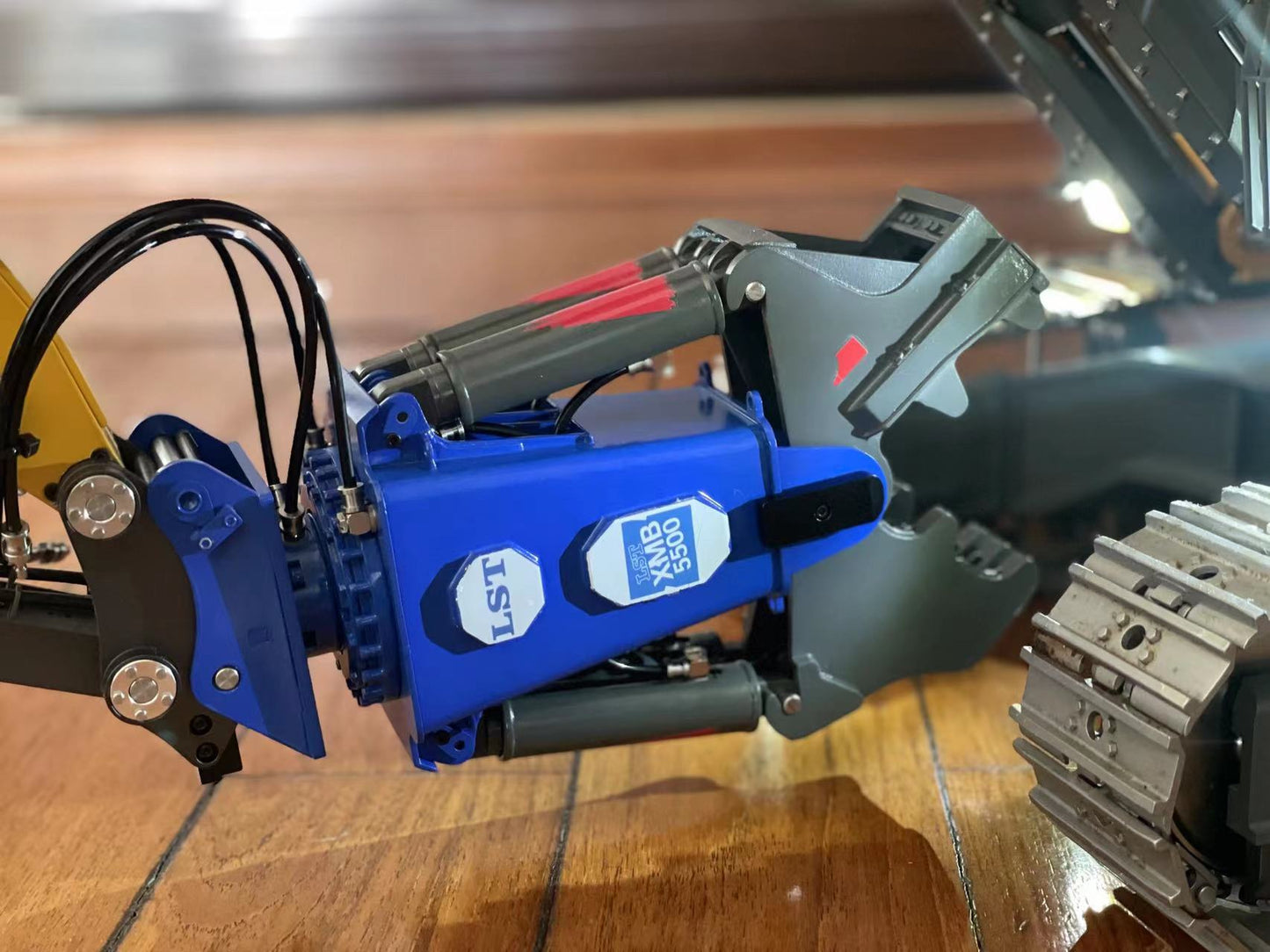 BM Model K970 Excavator Hydraulic Shear