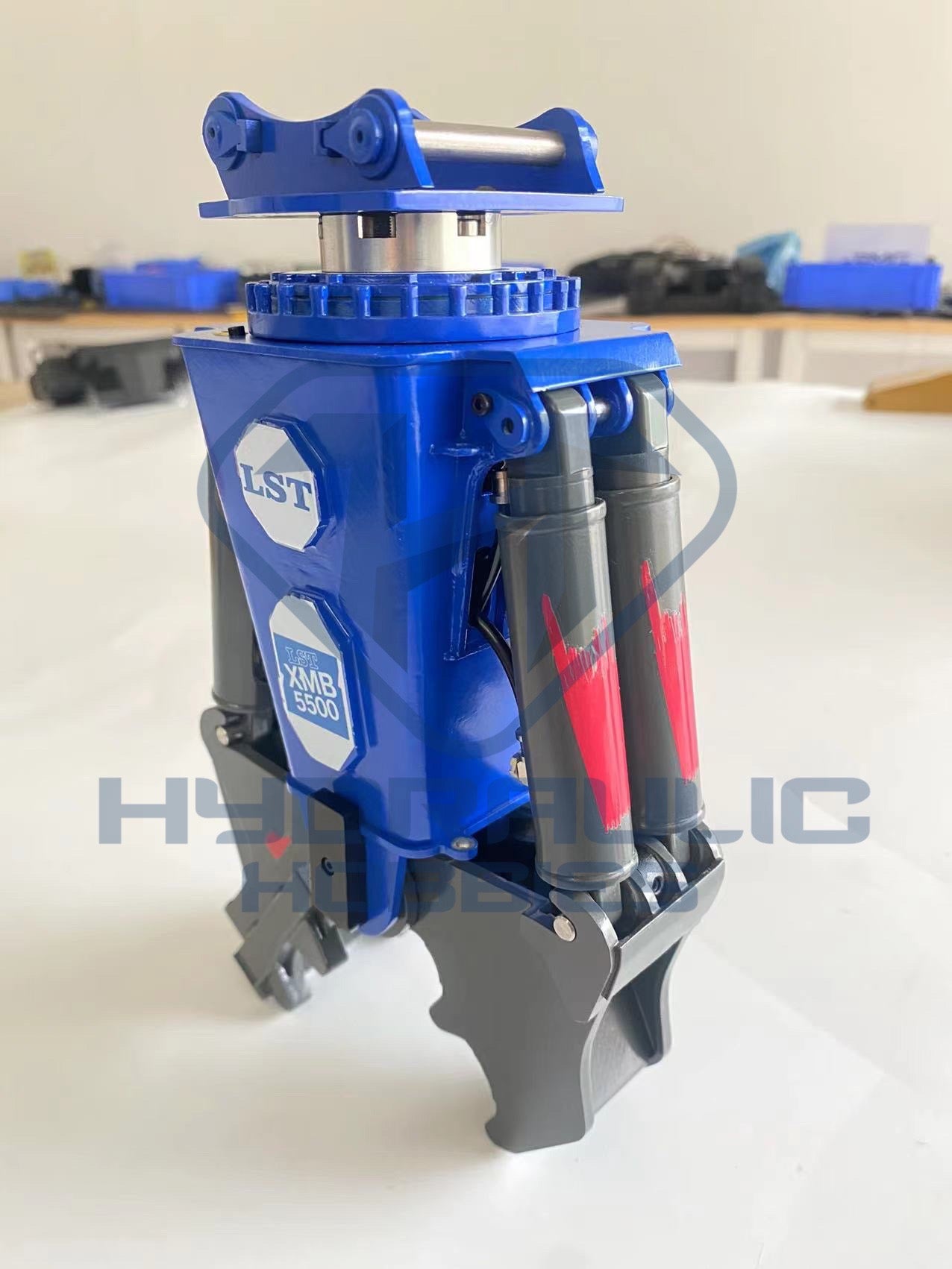 BM Model K970 Excavator Hydraulic Shear