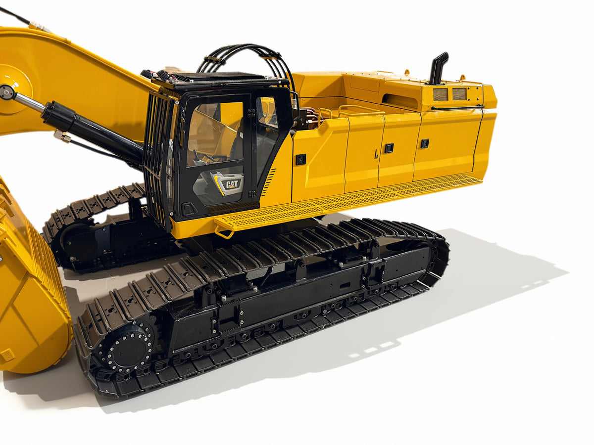 KX Model 1:8 395 Excavator