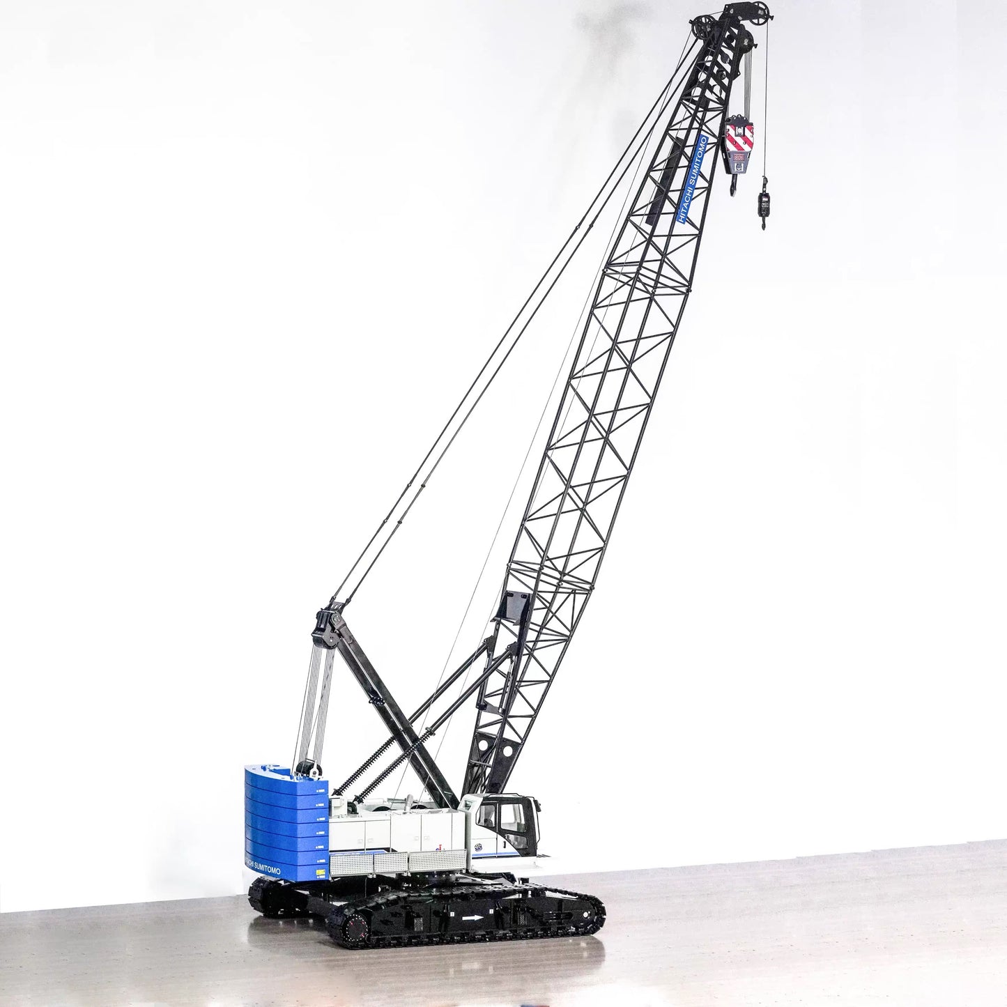 1:14 CUT C1200 Crawler Crane