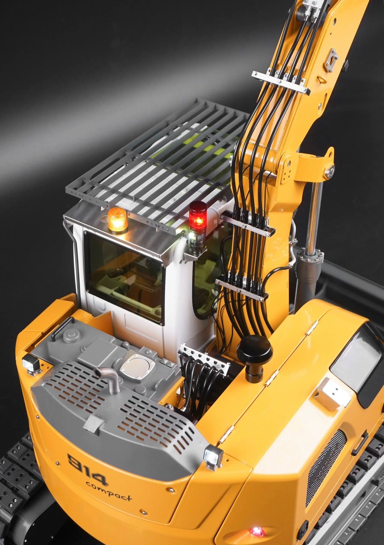 CUT Model 1:14 C-914 Excavator