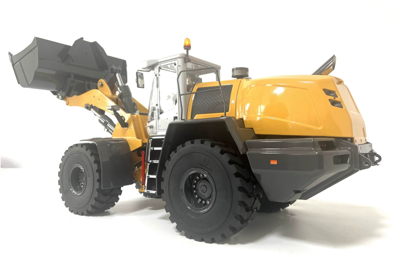 XD Model 580 Wheel Loader