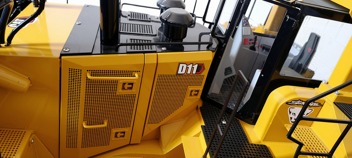 1:10 D11T Dozer
