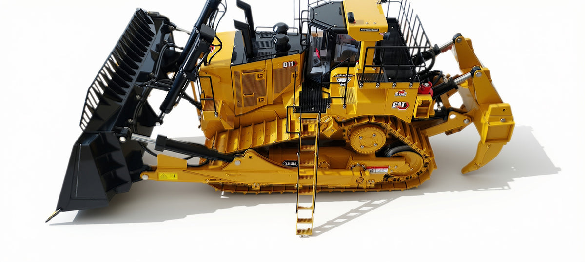 1:10 D11T Dozer